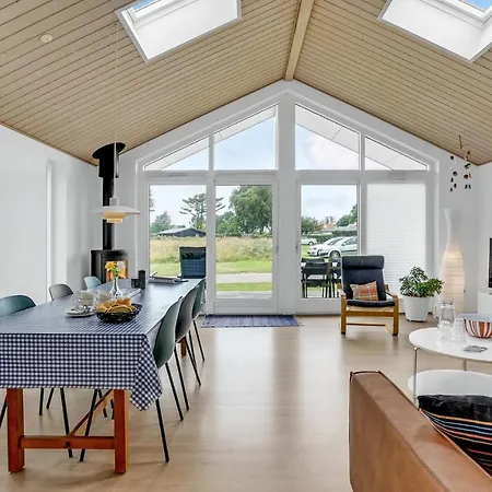 Vakantiehuis Beautiful In With Kitchen Otterup